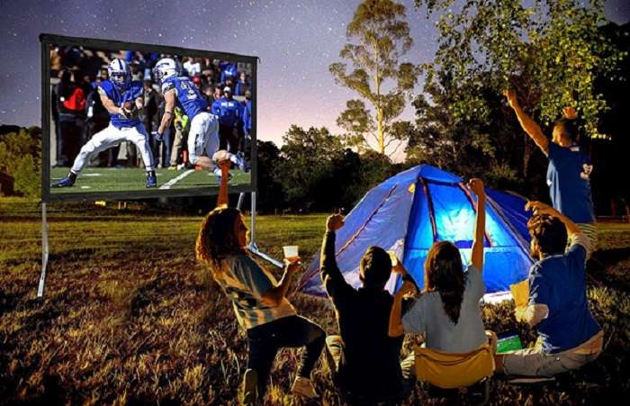 Best Projector Screen for Outdoors