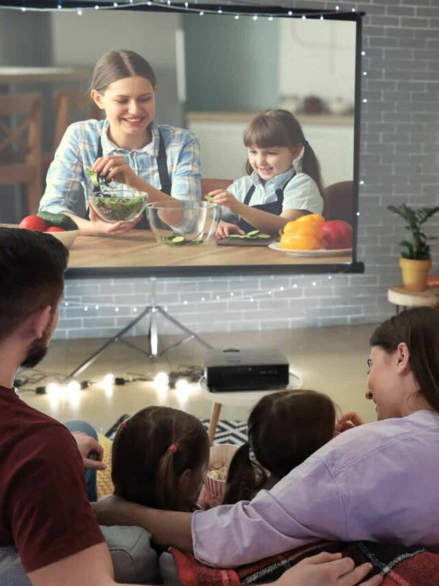 Epson Short Throw Projector: Bringing Images to Life