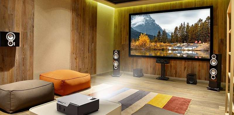 How to Set Up a Home Theater System With a Projector
